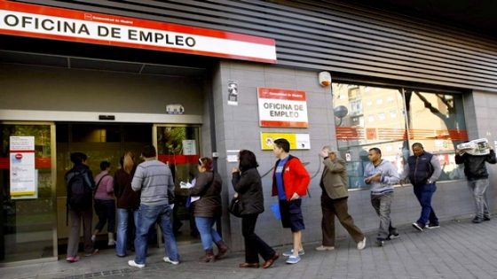 المغاربة يتصدرون العمال الأجانب في إسبانيا