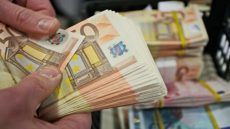 تحويلات الجالية ترتفع إلى مستوى قياسي يفوق 102 مليار درهم