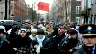 لجنة هولندية تتحرى في ممتلكات الجالية المغربية بإقليم الحسيمة