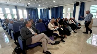 مختصون ينبهون إلى خطورة “التلوث البلاستيكي” بسواحل الحسيمة