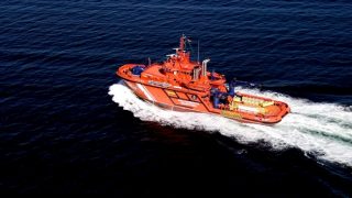 البحث عن قارب تاه في البحر لمهاجرين من الحسيمة