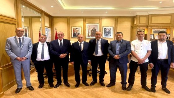 وزير الفلاحة يجتمع بمنتخبي الحسيمة لتدارس سبل النهوض بالتنمية القروية