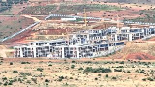 توقف أشغال الحي الجامعي بالحسيمة يفضح خلل تدبير المشاريع العمومية