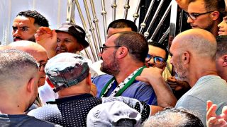 الزفزافي للمشاركين في جنازة والده: دَيْنُكُم لا يرد ودُموعكم لا ثمن لها