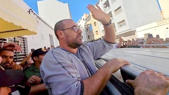 هل تطيح كاريزما الزفزافي بجيل السياسيين التقليديين بالحسيمة..؟