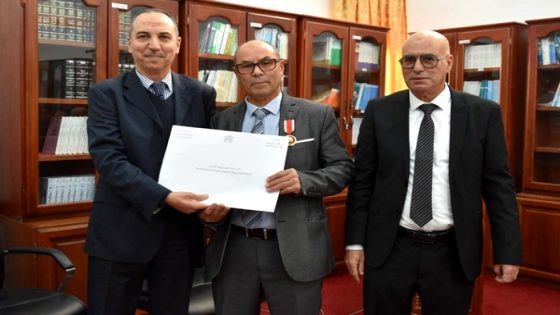 توشيح موظفين قضائيين بأوسمة ملكية بالحسيمة