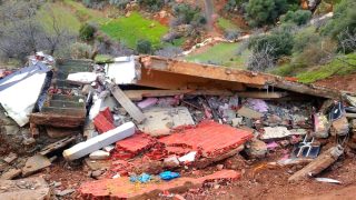 انهيار منزل بـ”إكاون” إقليم الحسيمة بسبب الأمطار دون تسجيل خسائر بشرية