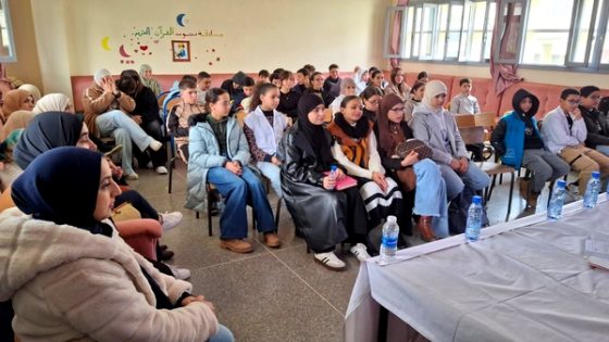 إعدادية عمر بن الخطاب بالحسيمة تنظم لقاء تحسيسي حول مخاطر المخدرات