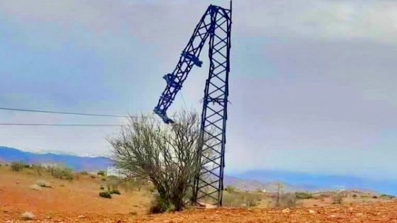 رياح قوية تُسقط أعمدة وخيوط كهربائية بالحسيمة ومطالب بتدخل لتفادي المخاطر