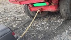 الحسيمة.. طريق محفوفة بالمخاطر تعمّق معاناة ساكنة دوار “المعدن” بتفروين