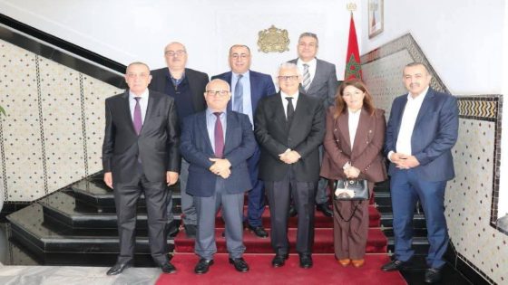 سياسيو الحسيمة في لقاء وزاري لتأهيل البنية الطرقية بالإقليم