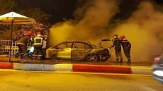 النيران تلتهم سيارة عند السد القضائي بمدخل الحسيمة