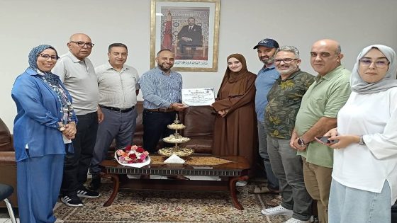 المديرية الإقليمية بالحسيمة تحتفي بالمتفوقة ياسمينة أوطاح صاحبة أعلى معدل في البكالوريا